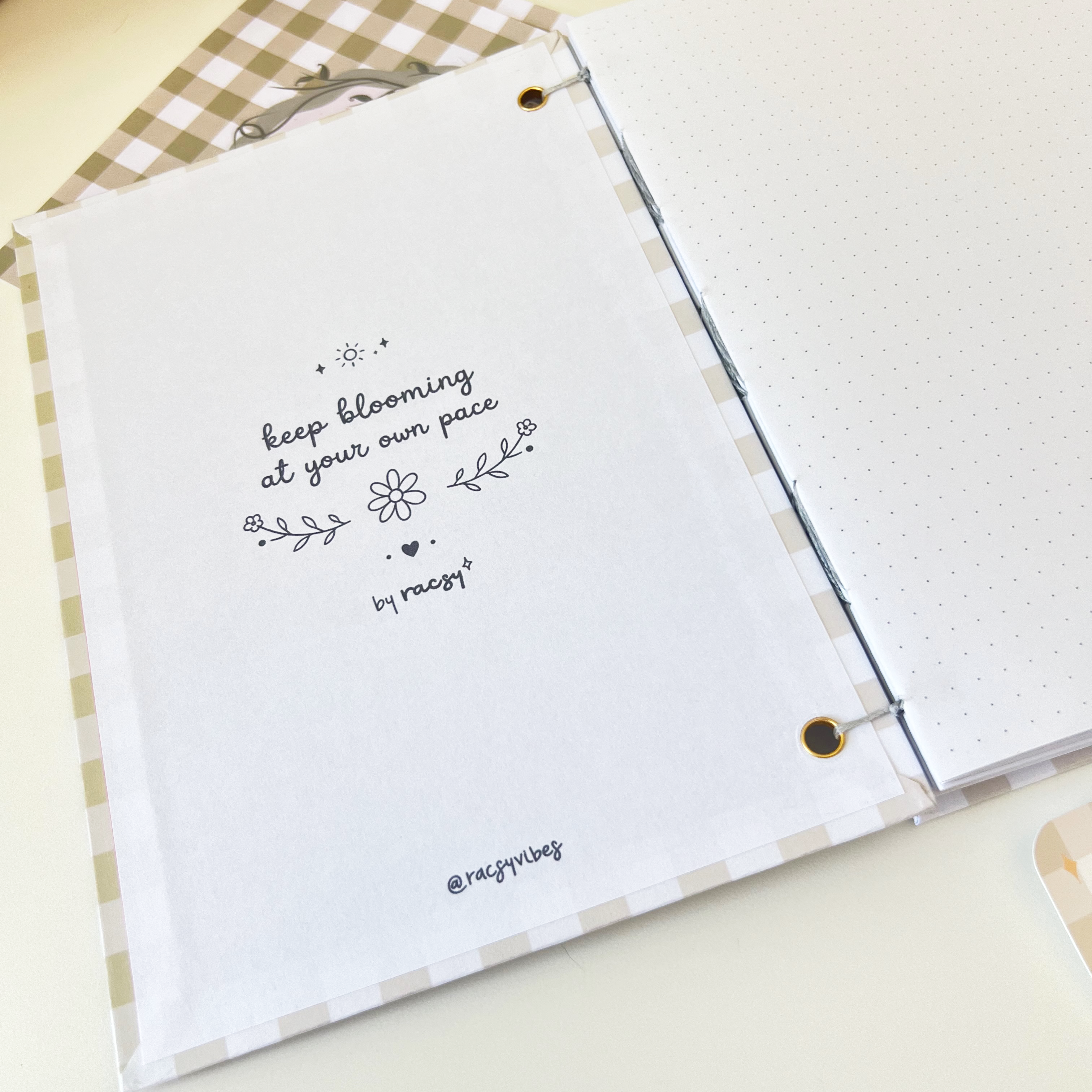 Journal Cosido – Mariposa Lila